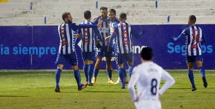 فرحة عارمة للاعبي ألكويانو وليناريس بعد قرعة كأس ملك إسبانيا «فيديو»