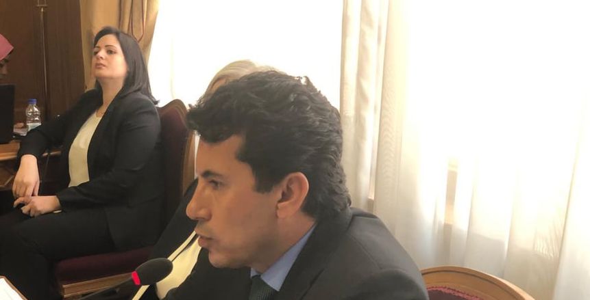 غدا.. أشرف صبحى يكرم نجوم السلاح