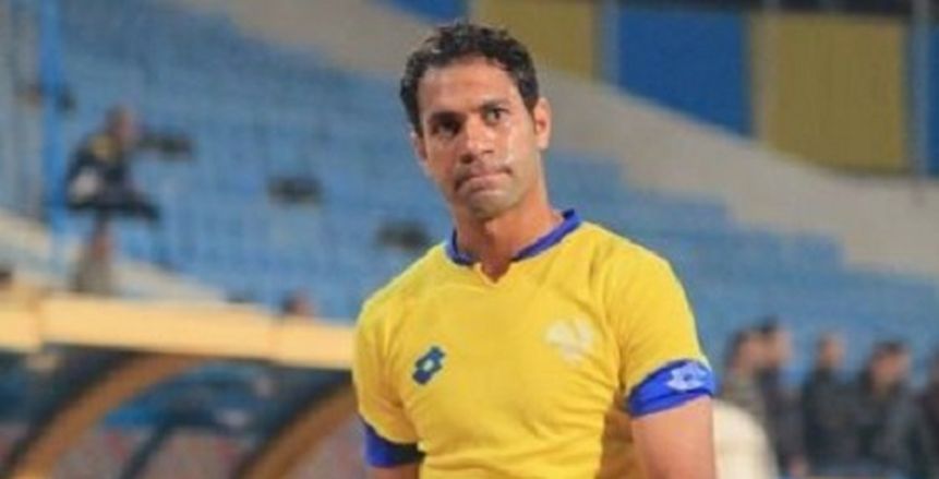 عاجل.. مشادة عنيفة بين باهر المحمدي وحسني عبدربه بعد مباراة المصري