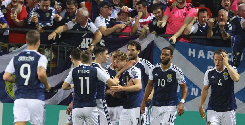 أسكتلندا تحقق الفوز على ليتوانيا وتحافظ على أملها في الصعود لكأس العالم
