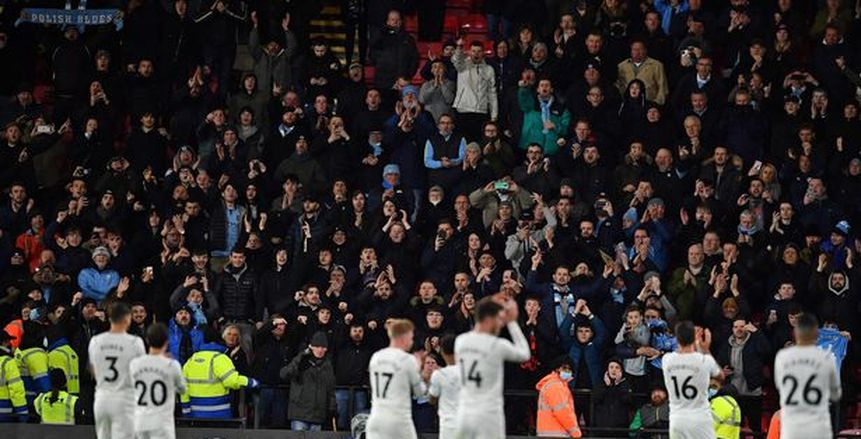 تقارير: اتجاه لحرمان أندية الدوري الإنجليزي من الجماهير في أعياد الميلاد