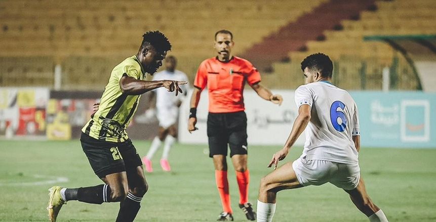المقاولون العرب يشكو جون أوكلي للفيفا