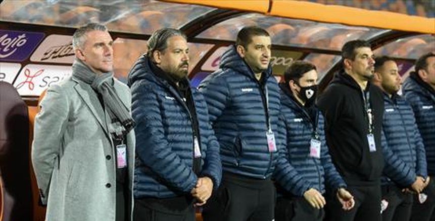 مدرب الزمالك السابق يهاجم المجلس بسبب سوء السلوك.. ويوجه رسالة لـ نبيه