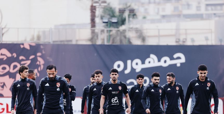 تغيير الحكم المساعد في مباراة الأهلي وبتروجت بالدوري.. اعرف السبب