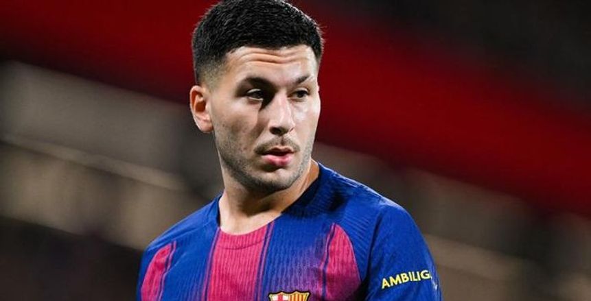 برشلونة يعلن قيد روني بردغجي في قائمة الفريق الأول