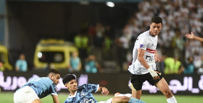 موعد مباراة الزمالك وبيراميدز في نصف نهائي كأس السوبر المصري