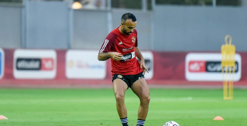 الأهلي يهدد أفشة بعقوبة ضخمة بعد أزمته مع كولر في مباراة المقاولون