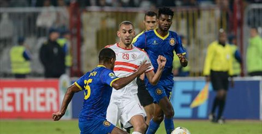 15 دقيقة| بالفيديو.. ضغط مبكر من بترو أتليتكو أمام الزمالك.. ولقطة طريفة للحكم المساعد