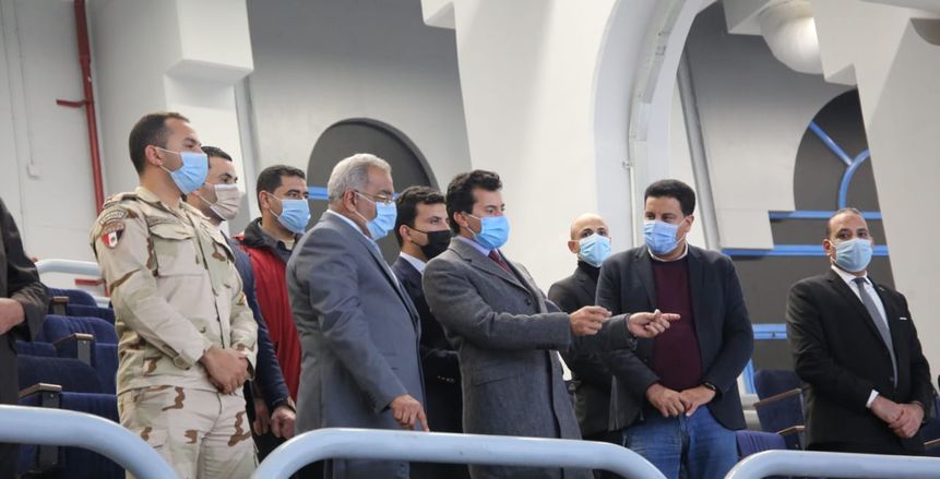 وزير الرياضة في جولة باستاد القاهرة لمتابعة استعدادات «مونديال اليد»