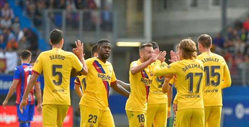 مقابل  10 ملايين يورو.. برشلونة يستغني عن مدافعه لـ باير ليفركوزن