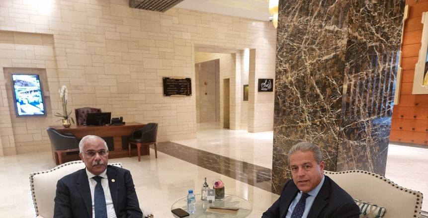 وفد اتحاد الكرة يحضر اجتماع «كونجرس فيفا» في العاصمة القطرية