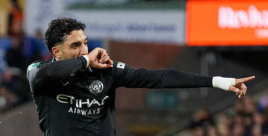 تشكيل مانشستر سيتي المتوقع أمام ليفربول.. موقف عمر مرموش