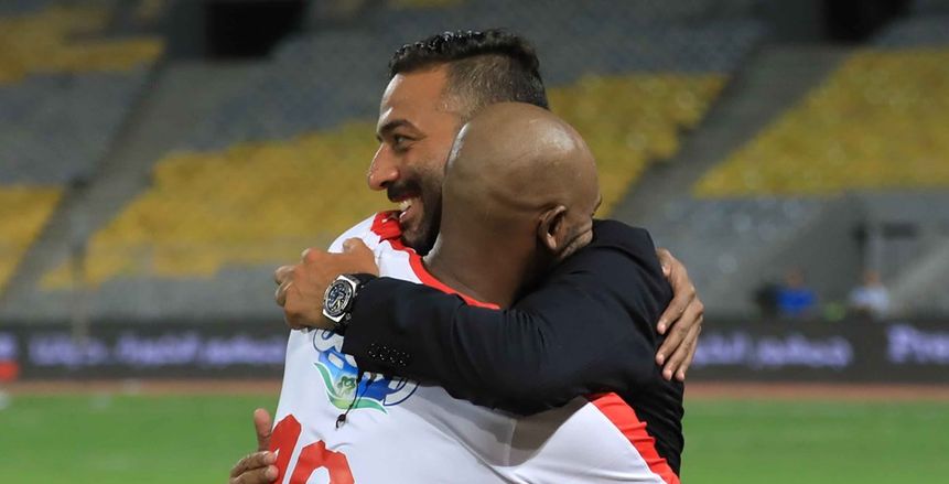 خاص بالفيديو.. ميدو يُصافح جهاز الزمالك عقب الخروج من كأس مصر