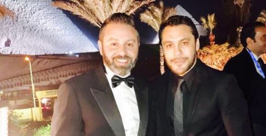 أحمد حسن مدافعًا عن حازم إمام : "انه الإمبراطور أيها السرطان الدخيل"
