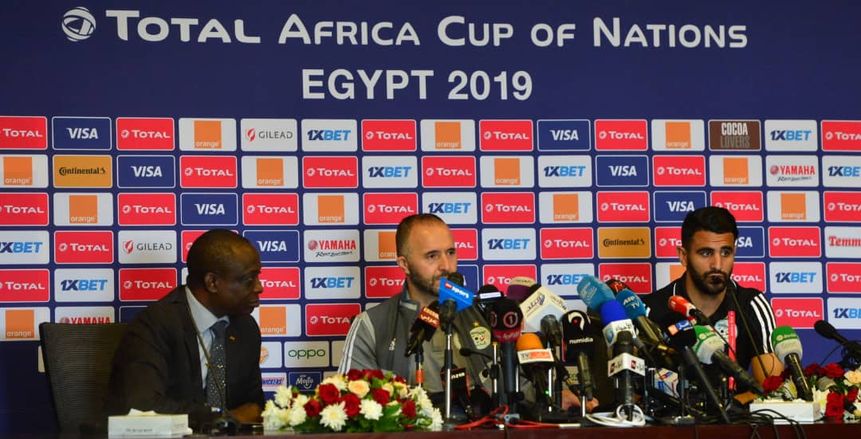 مدرب الجزائر: هدفنا الفوز بكأس الأمم.. ومحرز يرفض التعليق على أداء صلاح