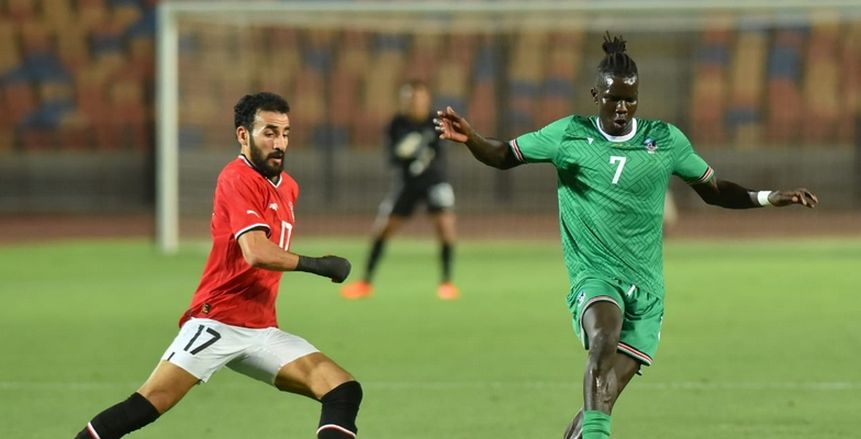 طبيب منتخب مصر يكشف عن إصابة مهند لاشين في مباراة أنجولا
