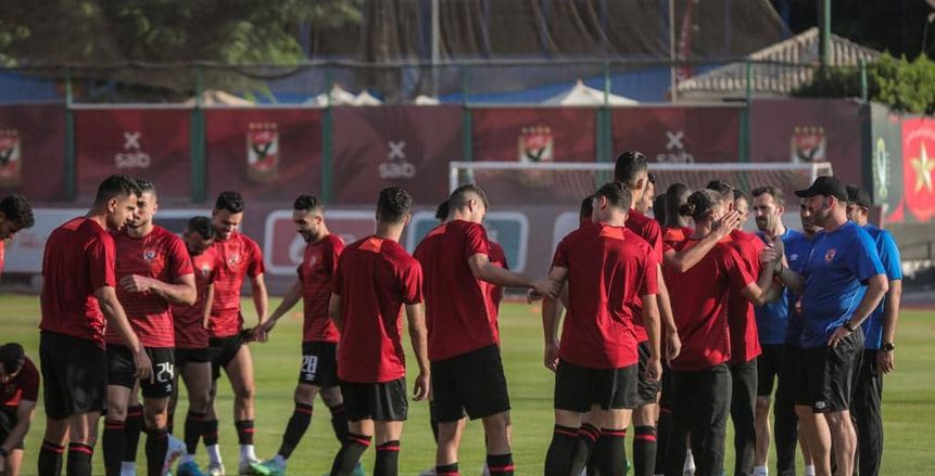 5 لاعبين في الأهلي مهددين بالغياب أمام فاركو.. أبرزهم «أفشة وحمدي»
