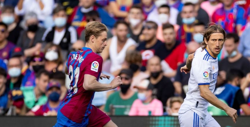القنوات الناقلة لمباراة ريال مدريد وبرشلونة في كلاسيكو الأرض