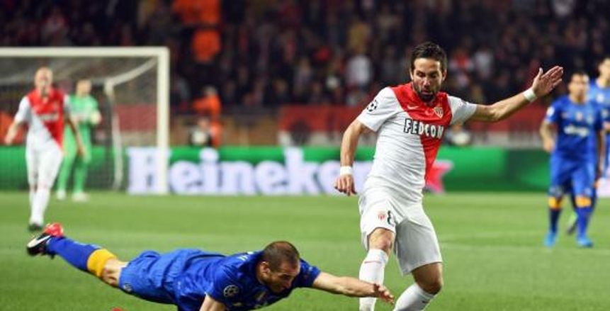 دوري الأبطال| بالصور.. "صحيفة الإمارة" تطالب لاعبي موناكو بكسر "قفل" يوفنتوس