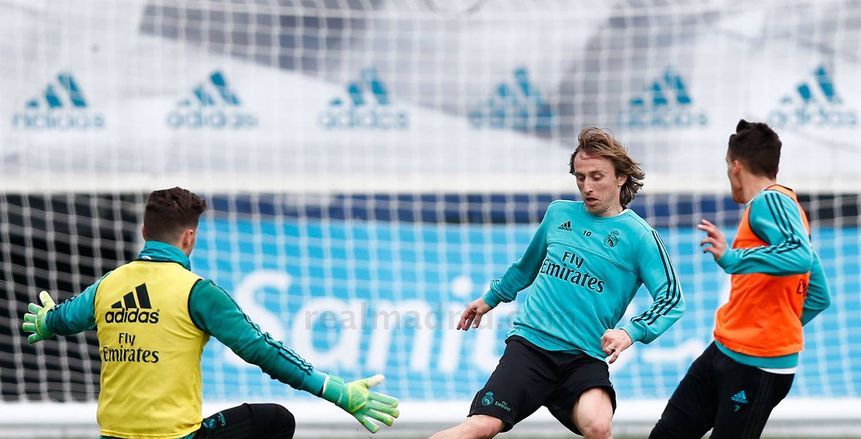 ريال مدريد يستأنف تدريباته لمواجهة إيبار بالليجا
