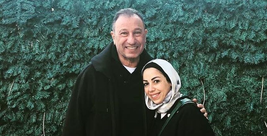 ابنة الخطيب لوالدها: يا ريت أعرف أخفف عنك وجع جسمك.. «ربنا يشفيك ويخليك»