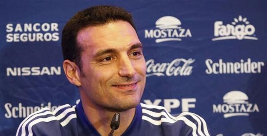 مدرب الأرجنتين يرشح منتخب عربي لحصد لقب كأس العالم 2026