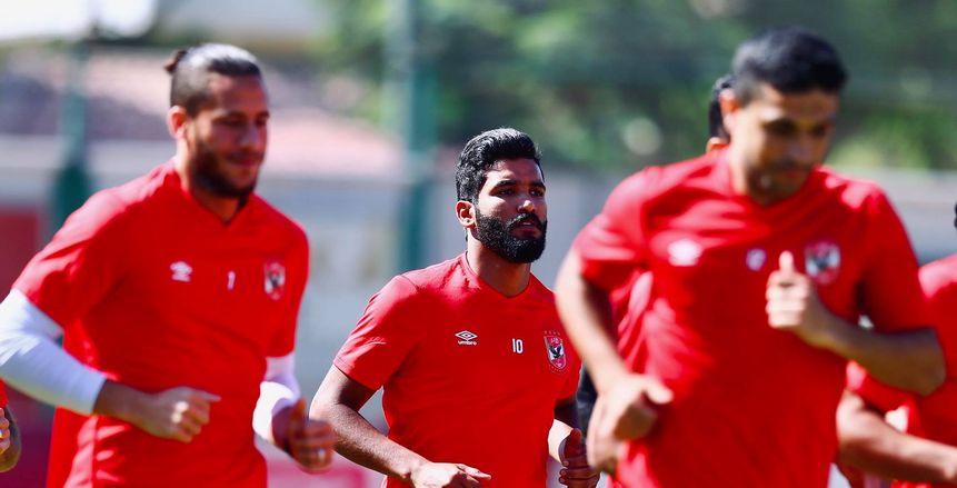 صالح جمعة يظهر في مران الأهلي الجماعي