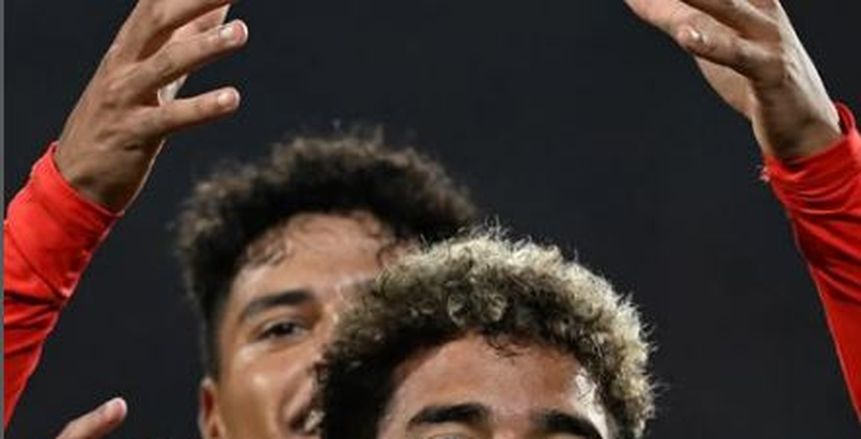 صفحة كأس العالم تشيد بهدف عمر خضر وتسديدة محمد عبد الله
