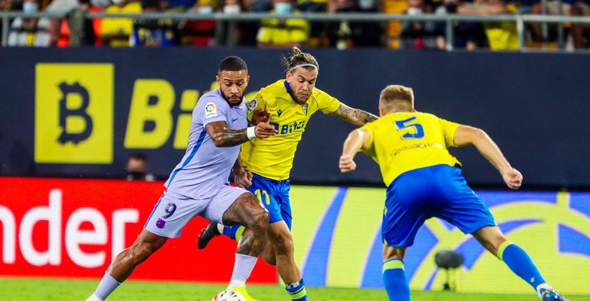 برشلونة يسقط في فخ التعادل أمام قادش بالدوري الإسباني