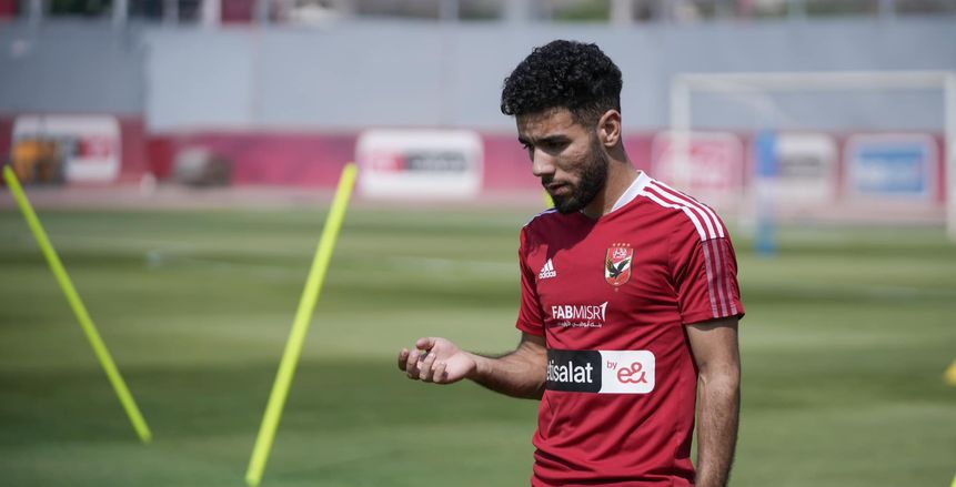 محمد فاروق: انفراجة في رحيل أحمد قندوسي عن الأهلي