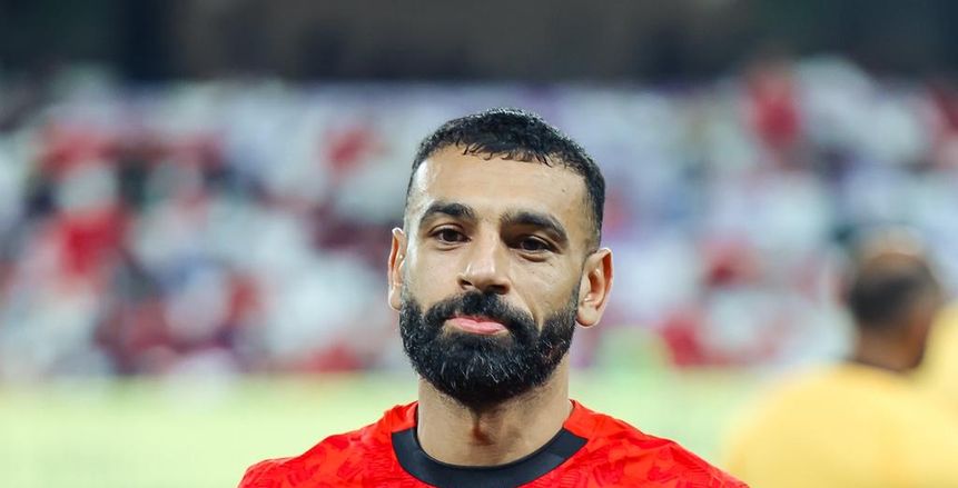 محمد صلاح: أبي كان الوحيد الذي آمن بي.. وأدين له بكل ما وصلت إليه