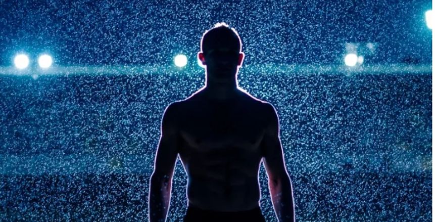 نجم الدوري الإنجليزي متورط في فعل غير أخلاقي.. القصة الكاملة لاعتقاله