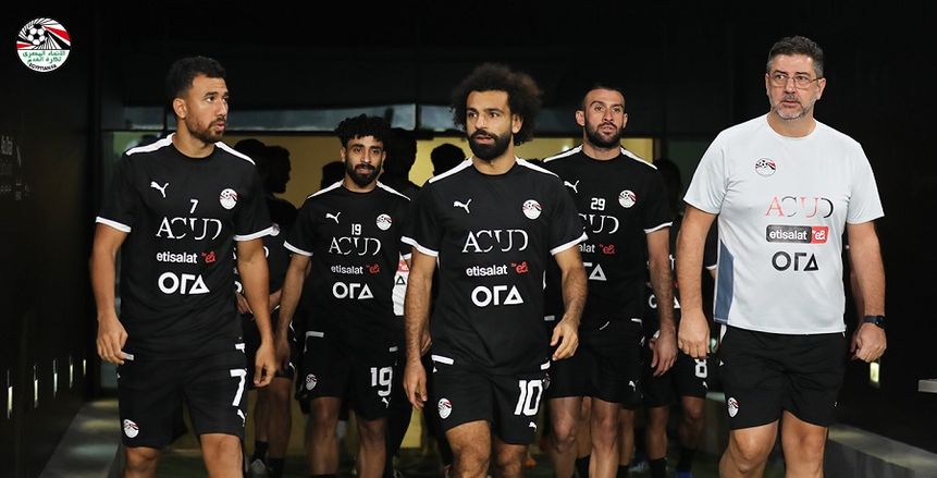 منتخب مصر يختتم تدريباته استعدادا لمواجهة الجزائر وديا غداً «صور»