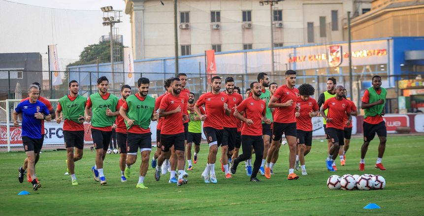 الأهلي يتوجه للاسكندرية غدا استعدادًا لكانو سبورت .. وطاقم التحكيم يصل القاهرة