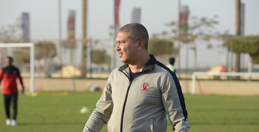 لاعب الأهلي يتعرض لكسر مضاعف في الساق ونقله بالإسعاف للمستشفى