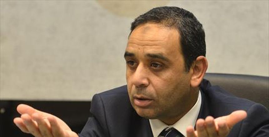 سمير عثمان يتعجب من قرارات لجنة الحكام بشأن إدارة لقاء الحرس وسبورتينج