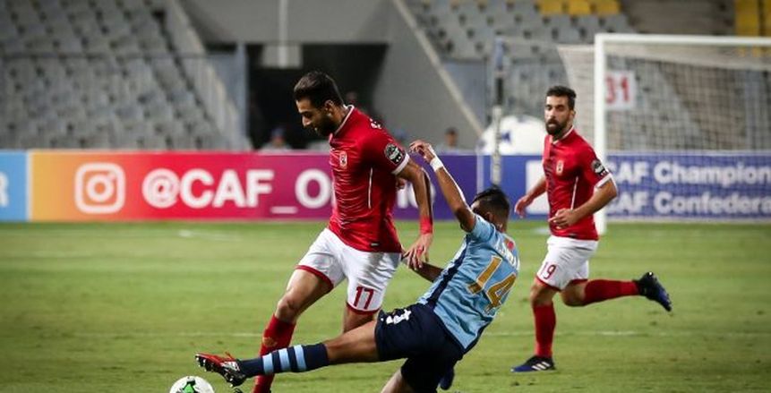 80 دقيقة| دخول حمودي بدلًا من ربيعة والأهلي يحاول تسجيل الهدف الثاني