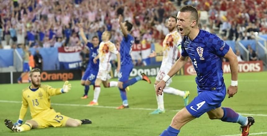 «بيرسيتش» يقود تشكيل كرواتيا المتوقع أمام إسبانيا