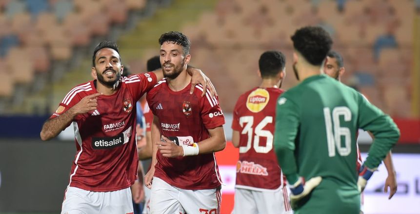 غيابات الأهلي أمام طلائع الجيش.. 10 لاعبين خارج الخدمة بينهم كهربا