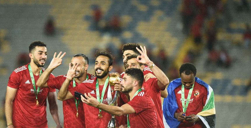 3 لاعبين في الأهلي يستفيدون من أزمة المهاجم الجديد
