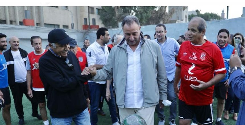 فريق الشمس ونجوم الكرة القدامى يدعمون قائمة الخطيب في انتخابات الأهلي