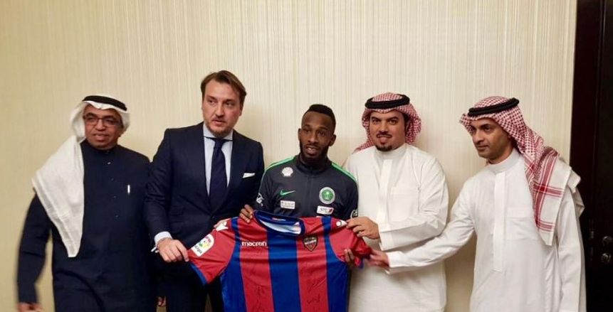 استبعاد ثنائي الدوري السعودي من الظهور الأول بالليجا