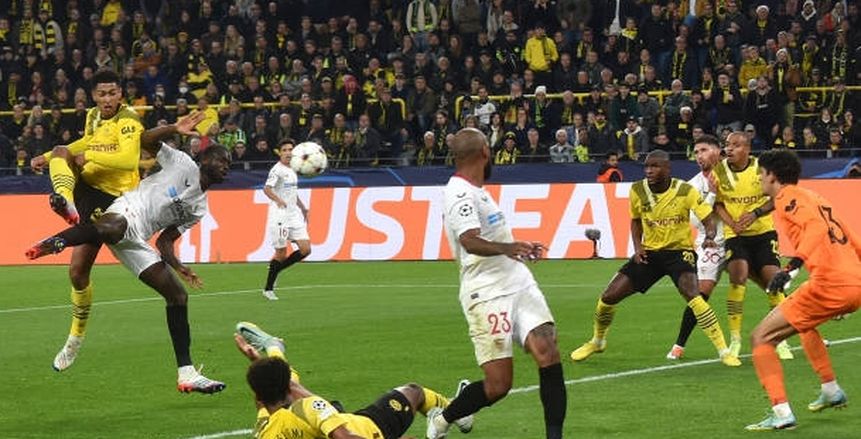 تعادل بوروسيا دورتموند وإشبيلية يمنح السيتي التأهل لدور الـ16 بالأبطال «فيديو»