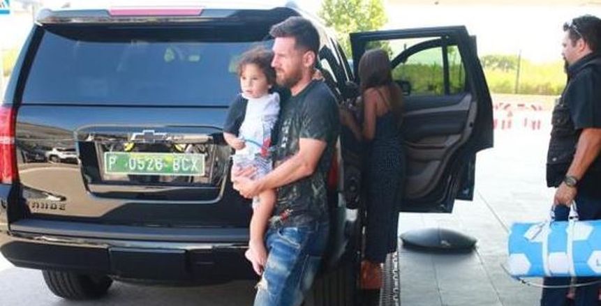 بالصور| «ميسي» يعود لبرشلونة بعد قطع إجازته