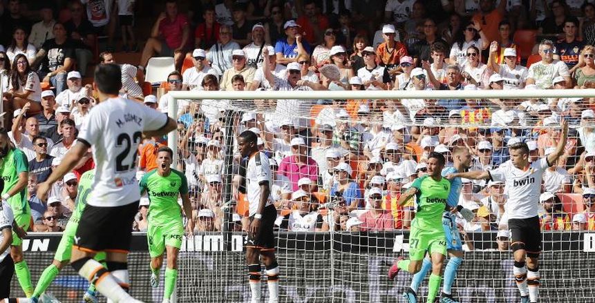 الدوري الإسباني.. بالفيديو.. التعادل الإيجابي يحسم مواجهة فالنسيا وليجانيس
