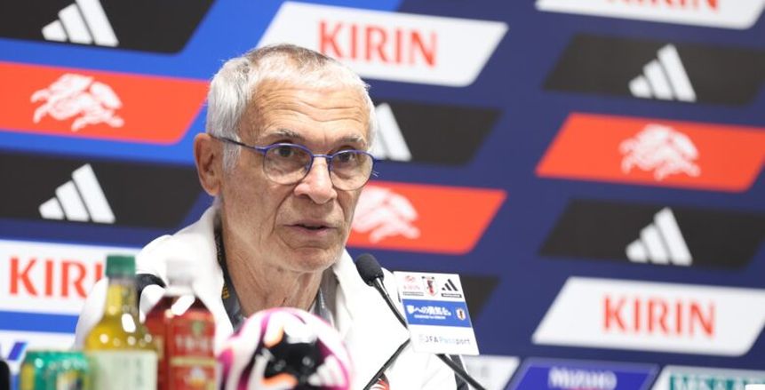 بعد خماسية اليابان.. هيكتور كوبر يستقيل من تدريب منتخب سوريا