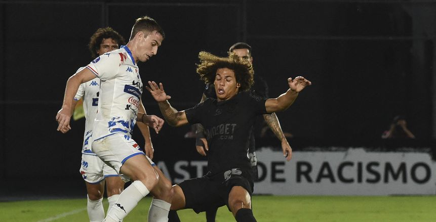 كورينثيانز البرازيلي يفوز على ناسيونال البارجوياني بـ«سود أمريكانا»