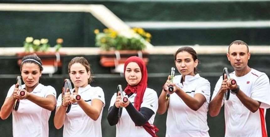 بعثة منتخب التنس الأرضي تغادر إلى فرنسا للمشاركة في بطولة العالم