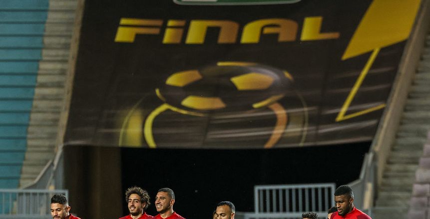 وصول حافلة الأهلي استاد رادس لمواجهة الترجي في نهائي إفريقيا