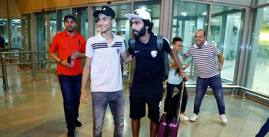 بالصور| الشحات مع بعثة العين في القاهرة استعدادا للسوبر الإماراتي